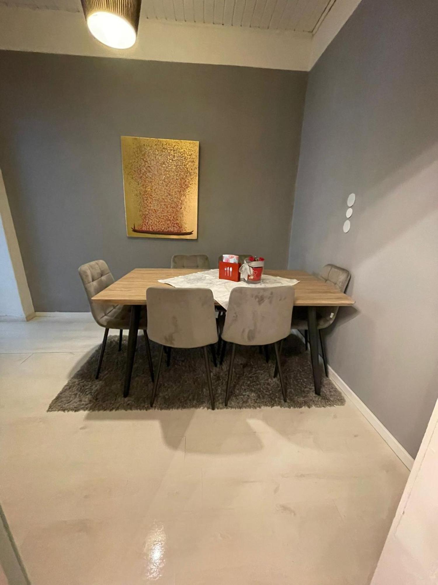 Geibel T4 - 85m2 - Highspeed Internet - Hundefreundlich * Vienna